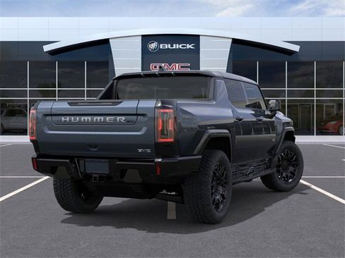 New 2026 GMC Hummer EV 4x4 Crew Cab image 4