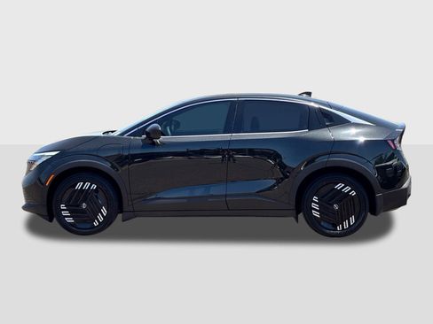 New 2026 Nissan Leaf FWD image 2
