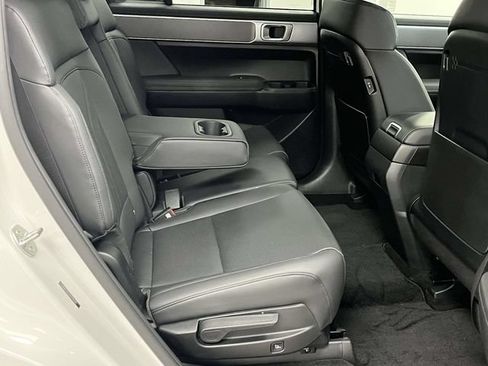 Certified 2025 Hyundai Santa Fe SEL AWD/4WD image 23