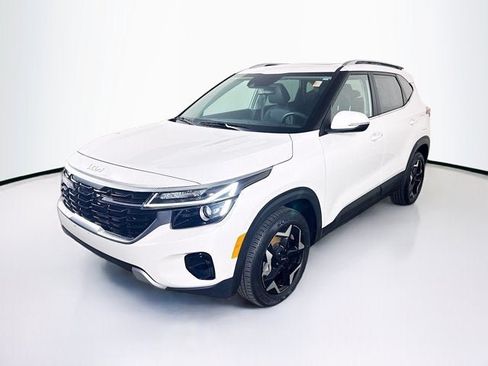 Certified 2024 Kia Seltos EX AWD/4WD image 1
