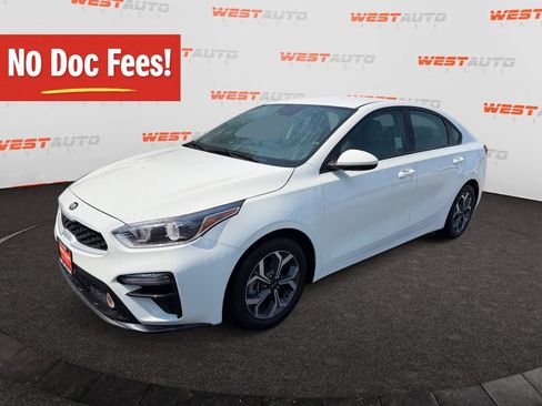 Used 2020 Kia Forte LXS FWD image 1