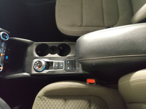 Used 2022 Ford Escape SE w/ Convenience Package FWD image 26