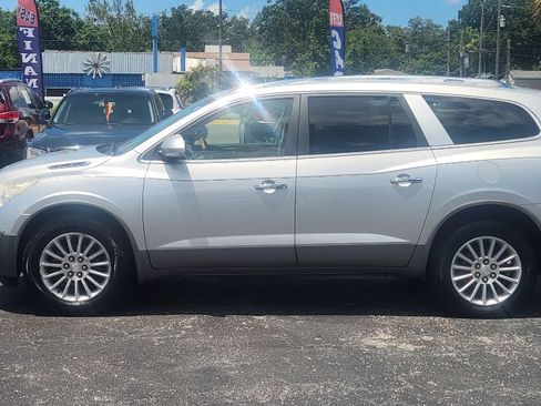 Used 2012 Buick Enclave Leather AWD/4WD image 3