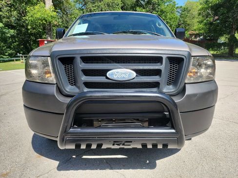 Used 2006 Ford F150 2WD Regular Cab image 2