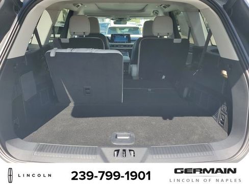 New 2025 Lincoln Aviator 2WD image 21