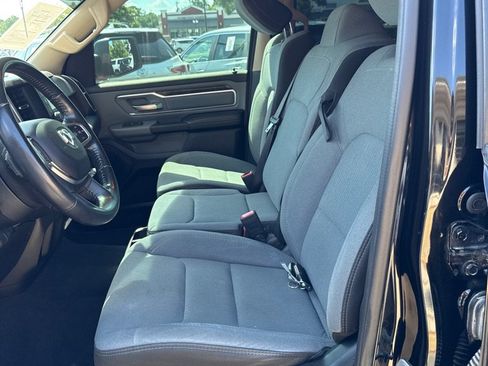 Used 2019 RAM 1500 Big Horn AWD/4WD image 8