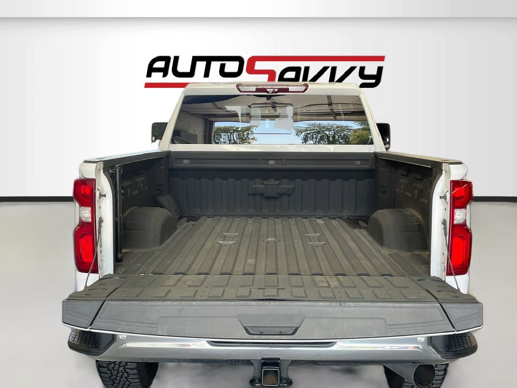 Used 2022 Chevrolet Silverado 2500 LTZ w/ LTZ Premium Package AWD/4WD image 28