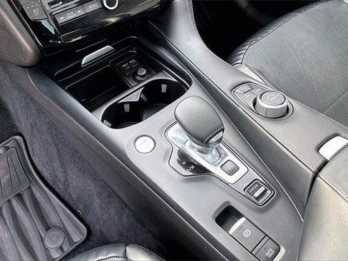 Used 2022 INFINITI QX50 Essential image 12