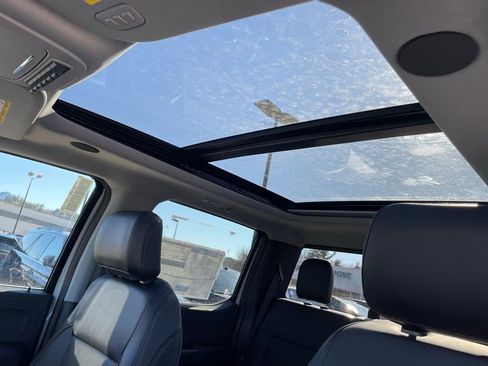 New 2026 Ford F250 Lariat w/ Black Appearance Package image 25