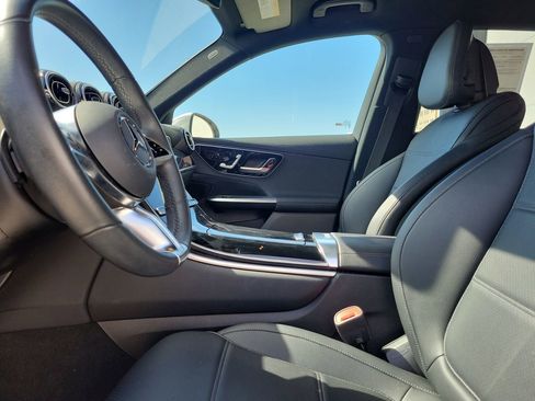 Certified 2025 Mercedes-Benz GLC 300 image 22