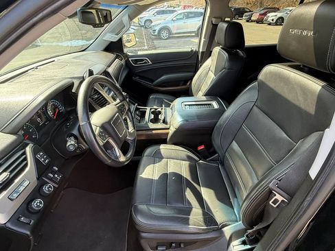 Used 2018 GMC Yukon XL Denali w/ Denali Ultimate Package image 25