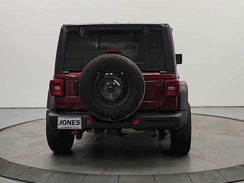 Used 2021 Jeep Wrangler Unlimited Rubicon w/ Steel Bumper Group AWD/4WD image 7