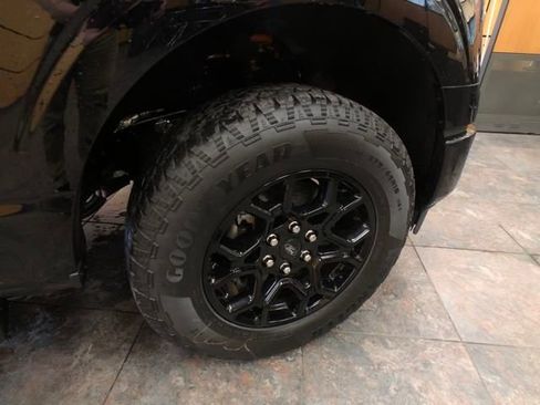 New 2025 Ford F150 XLT w/ Equipment Group 301A Standard image 9