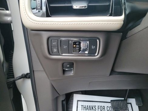 Used 2021 Lincoln Nautilus Reserve image 41