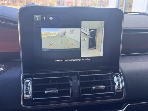 Used 2020 Lincoln Navigator Reserve w/ Luxury Package image 30