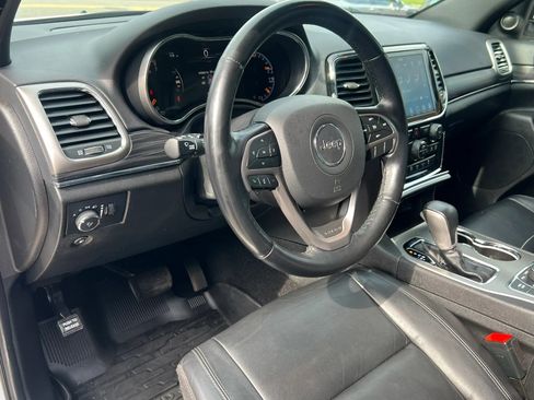 Used 2021 Jeep Grand Cherokee Limited AWD/4WD image 15