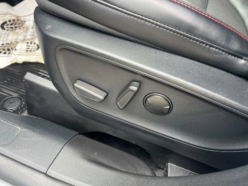 Certified 2024 Ford Escape ST-Line w/ Tech Pack #1 AWD/4WD image 19