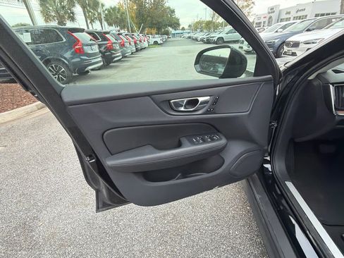 Certified 2025 Volvo V60 B5 Cross Country Plus image 26