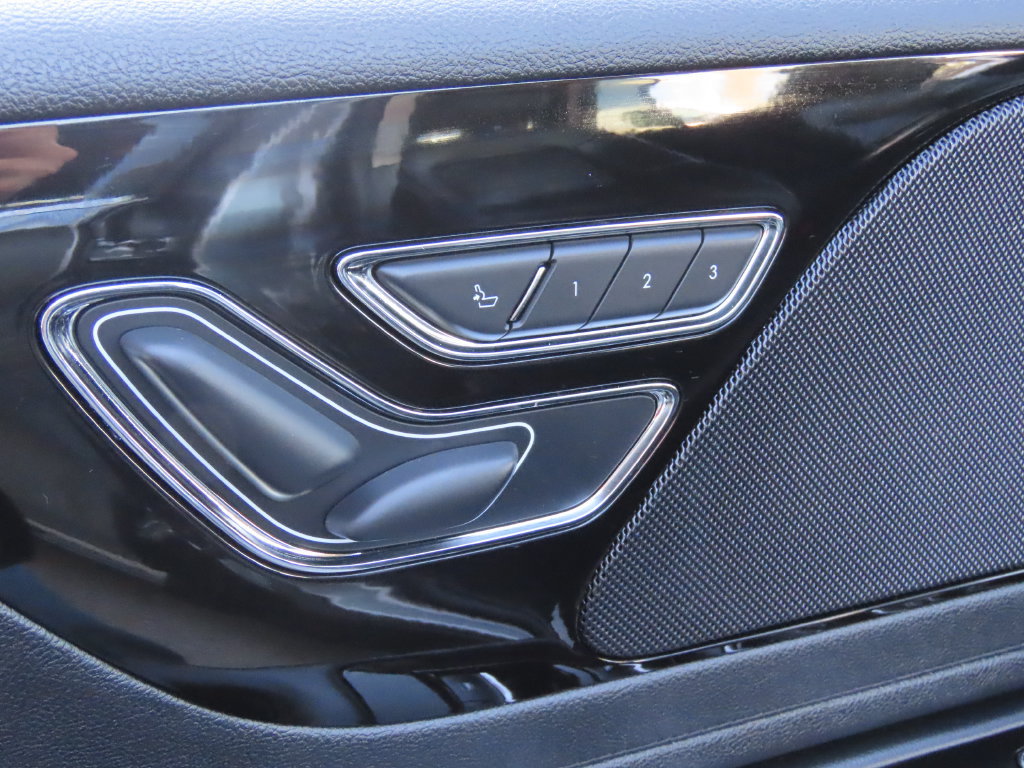 Used 2023 Lincoln Aviator AWD w/ Premium Package image 19