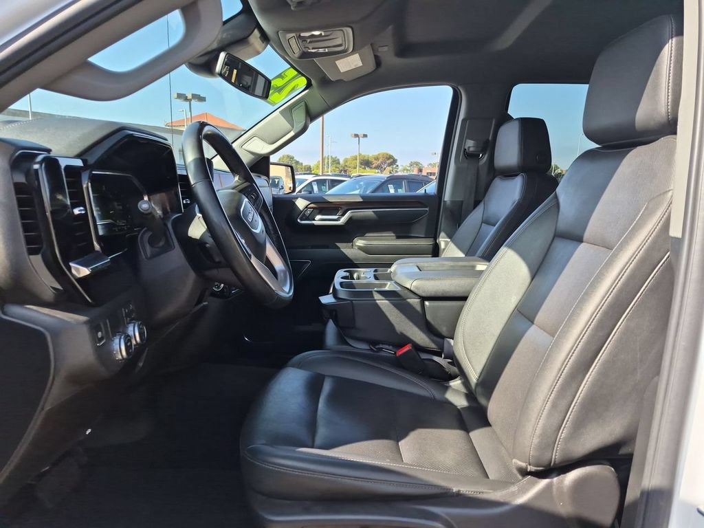 Used 2025 GMC Sierra 1500 SLT RWD image 19