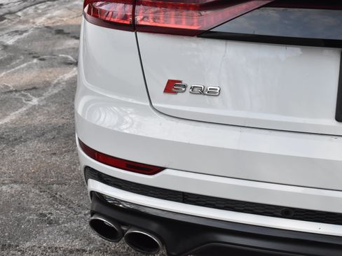 Used 2020 Audi SQ8 Prestige w/ Prestige Package image 17