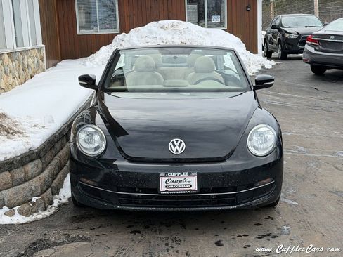 Used 2014 Volkswagen Beetle TDI image 13