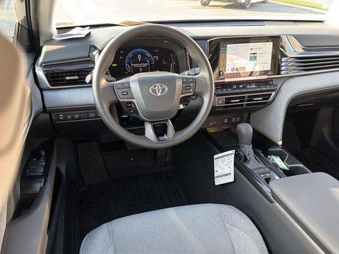 New 2026 Toyota Camry LE FWD image 17