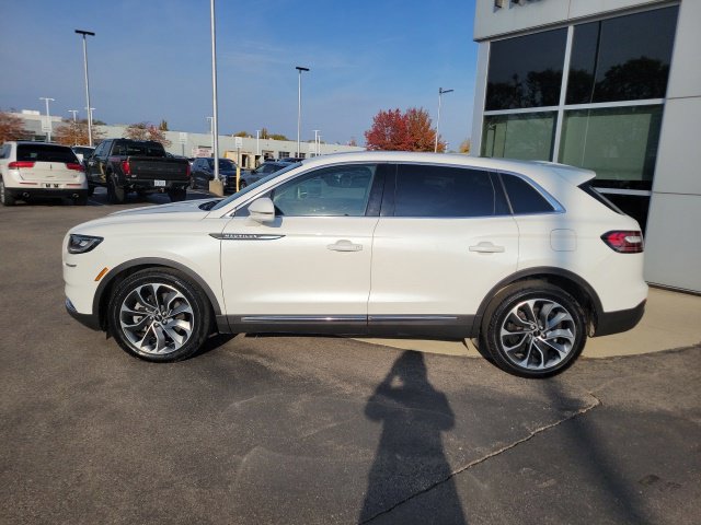 Certified 2023 Lincoln Nautilus Reserve AWD/4WD image 3