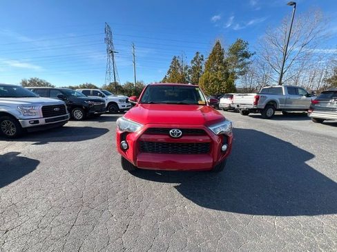 Used 2015 Toyota 4Runner 4WD image 5