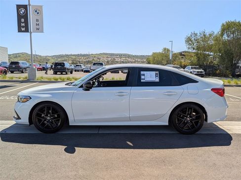 Used 2024 Honda Civic Sport image 5