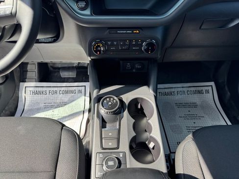 Used 2024 Ford Bronco Sport Badlands image 16