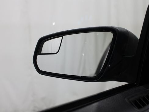 Used 2013 Ford Mustang Coupe RWD image 10