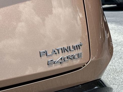 New 2025 Nissan Ariya Platinum image 34
