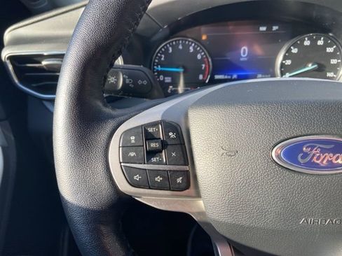 Used 2021 Ford Explorer XLT w/ Equipment Group 202A image 18