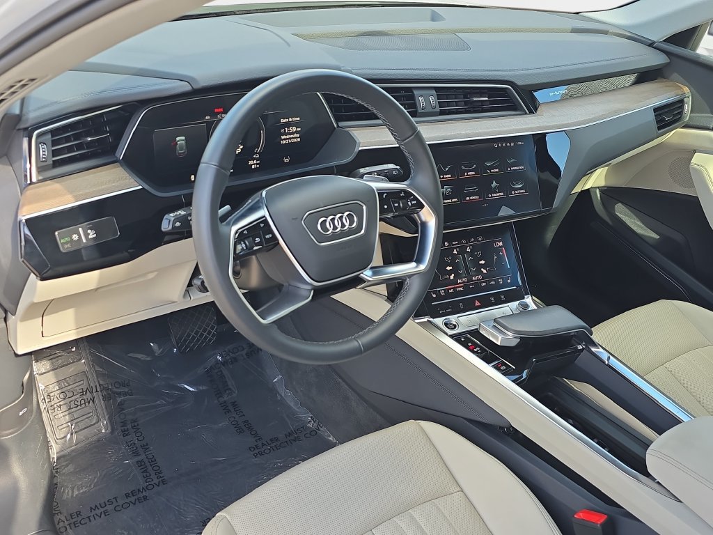 Used 2024 Audi Q8 e-tron Premium Plus AWD/4WD image 19