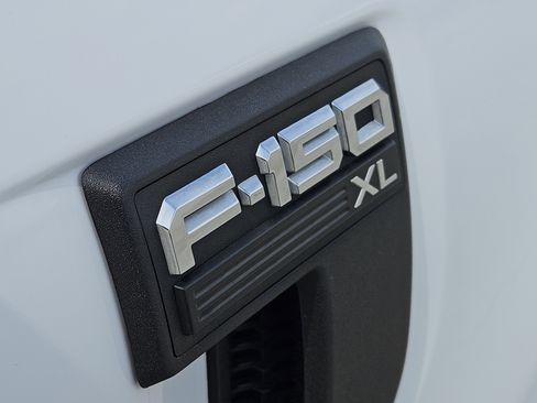 Used 2022 Ford F150 XL w/ Trailer Tow Package AWD/4WD image 12