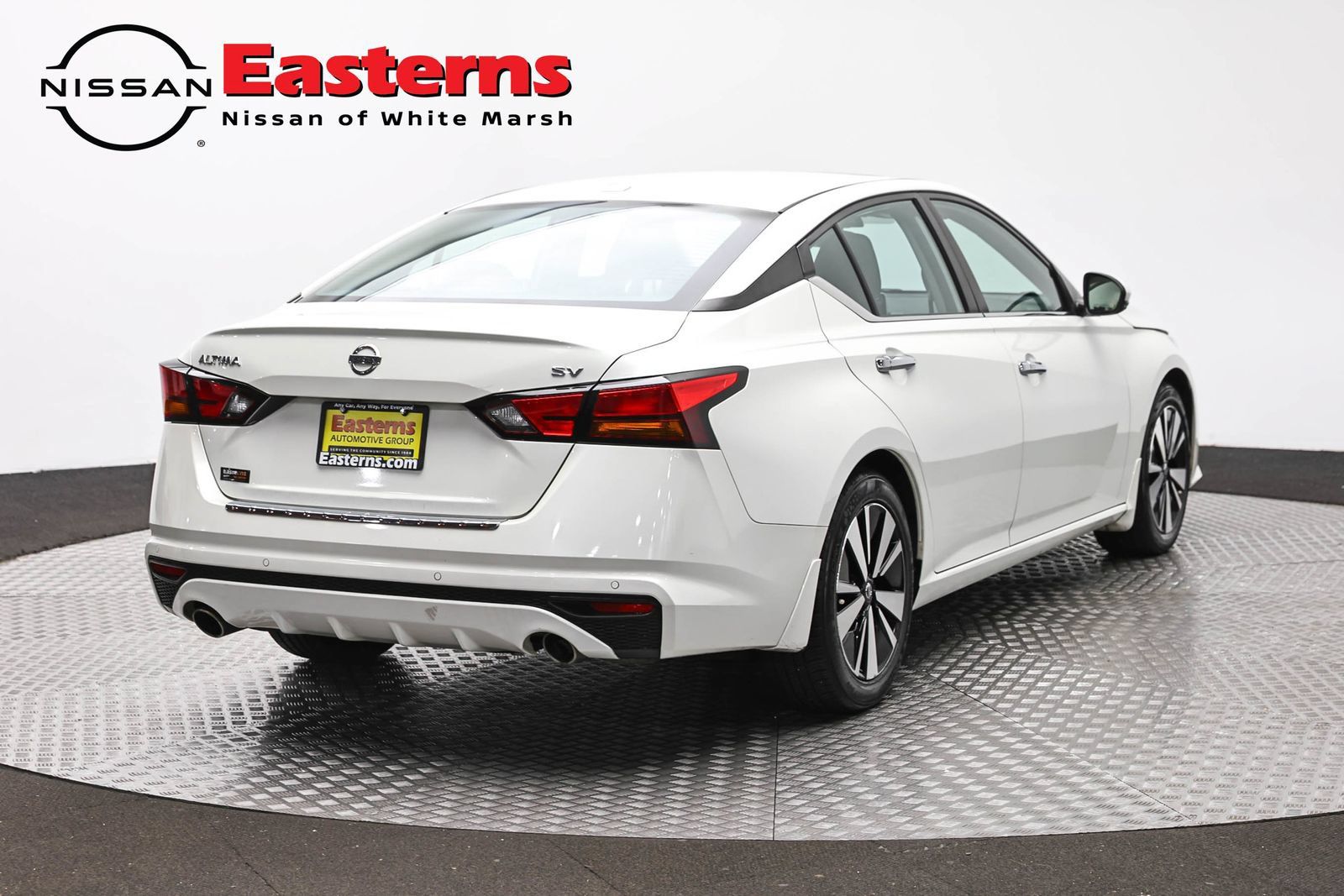 Used 2022 Nissan Altima 2.5 SV w/ SV Premium Package FWD image 5