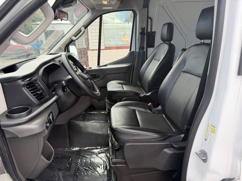 Used 2020 Ford Transit 250 Medium Roof RWD image 11