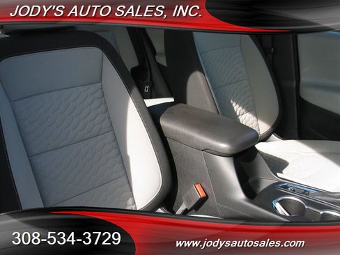 Used 2018 Chevrolet Equinox LS image 20