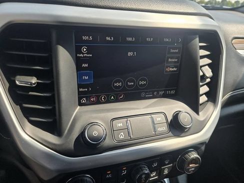 Used 2021 GMC Acadia SLE w/ Driver Convenience Package AWD/4WD image 23