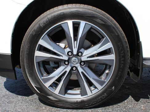 Used 2017 Nissan Pathfinder Platinum w/ Cargo Package FWD image 53
