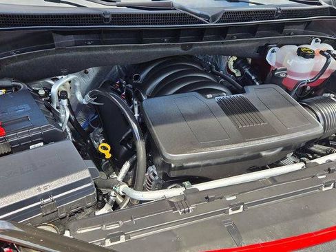 Certified 2026 GMC Yukon AT4 Ultimate w/ LPO, Floor Liner Package AWD/4WD image 22