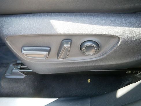 Used 2022 Toyota Highlander Platinum image 15