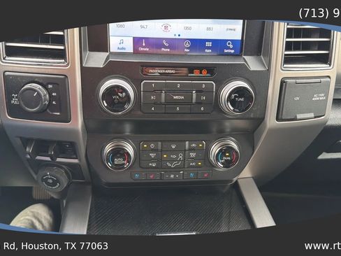 Used 2021 Ford F250 Platinum w/ FX4 Off-Road Package AWD/4WD image 43