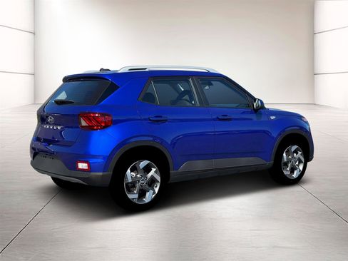 New 2026 Hyundai Venue SEL image 8