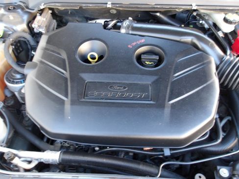 Used 2015 Ford Fusion SE w/ Equipment Group 201A FWD image 23