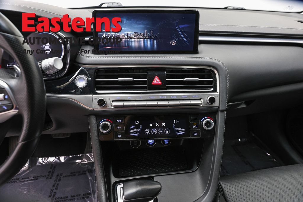 Used 2025 Genesis G70 2.5T RWD image 13