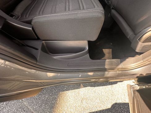 Used 2024 Volkswagen Tiguan S image 59