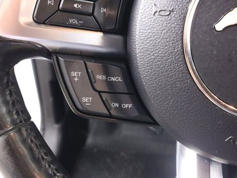 Used 2018 Ford Mustang GT image 13