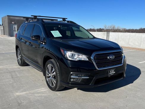 Used 2019 Subaru Ascent Limited image 3